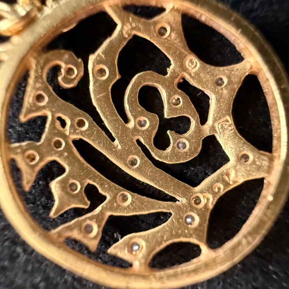 Designer CATHY WATERMAN 22K Yellow Gold Diamond LOVE Pendant LACY Chain Necklace - Picture 8 of 16